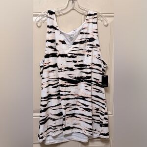 Torrid Sleeveless Blouse White with Black Abstract Stripes V Neck Size 4X